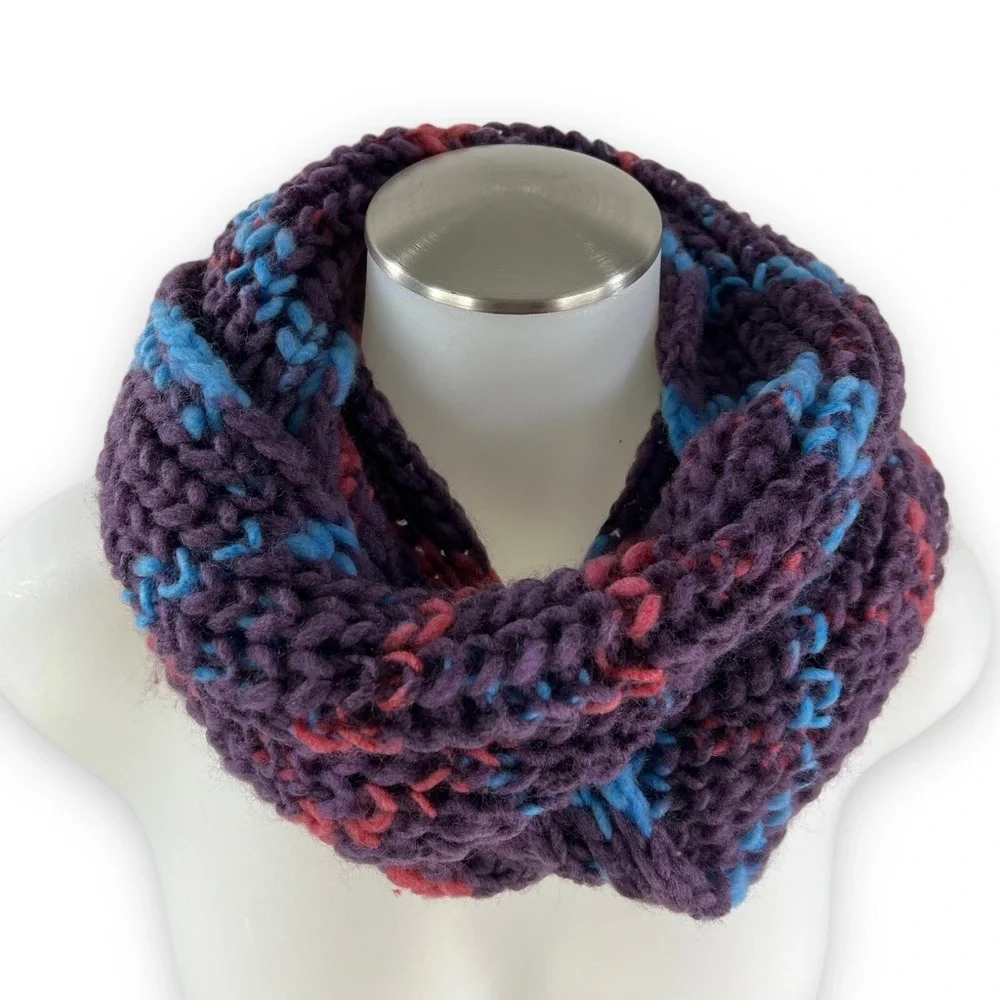 Earthbound Women's Purple Ribbed Crochet Knit Mobius Infinity Scarf 55